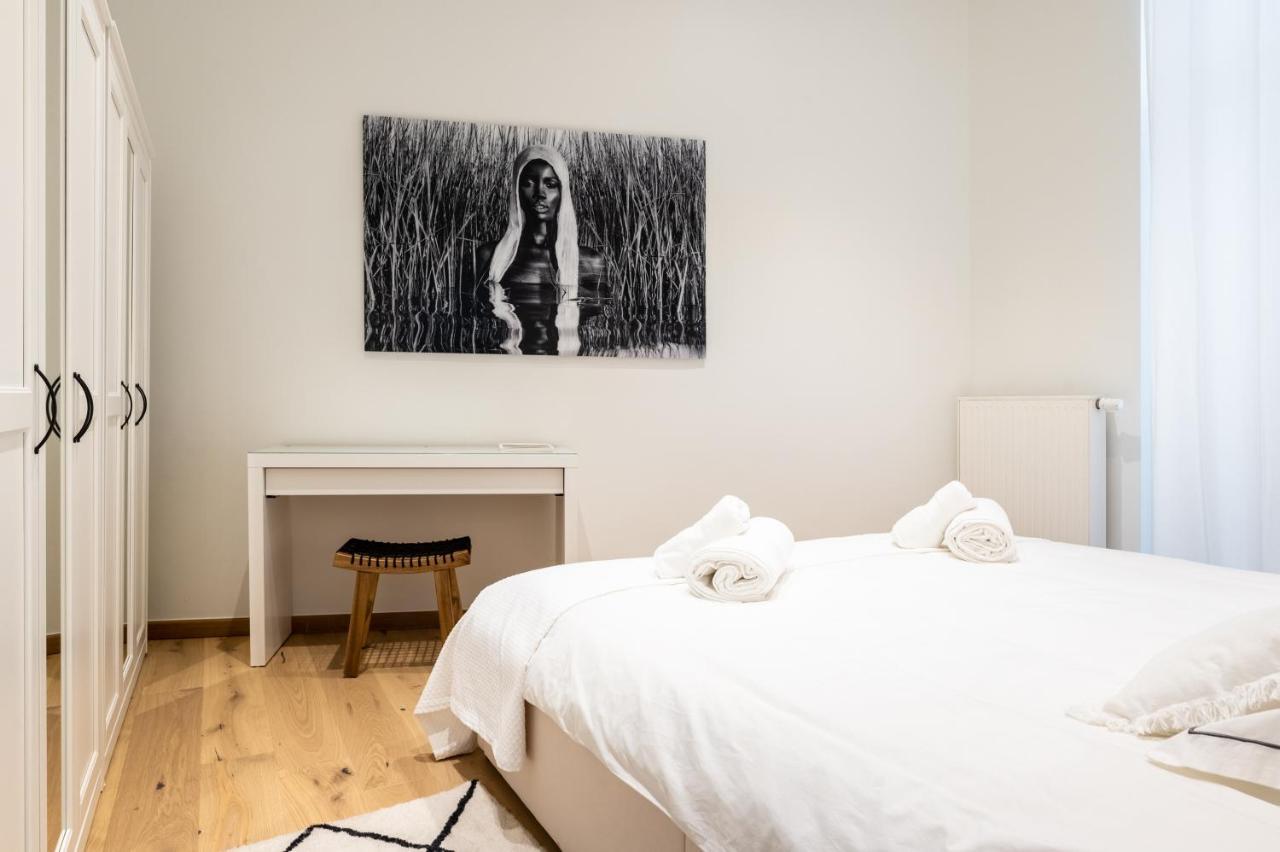 Brussels Centre Bnb Sablon I, II Et V Buitenkant foto